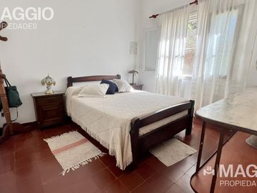 CASA EN VENTA BARRIO PARQUE GAONA