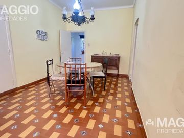 CASA EN VENTA BARRIO PARQUE GAONA