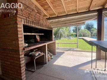 CASA EN VENTA BARRIO PARQUE GAONA