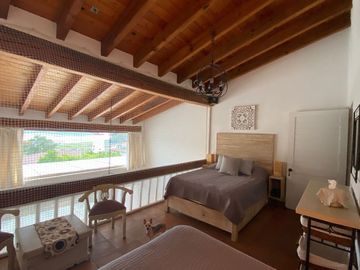 CASA EN VENTA EN VALLE DE BRAVO