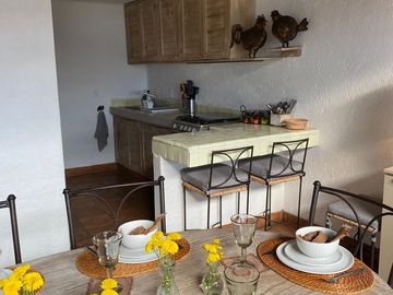 CASA EN VENTA EN VALLE DE BRAVO