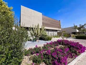 Casa en Altozano con 465 m2 de CONSTRUCCIÓN