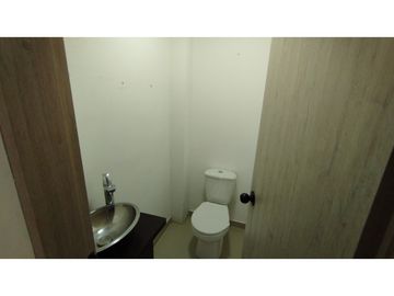 VENTA CASA CON RENTA EN VILLA JUANITA VILLAMARA | CASA EN VENTA