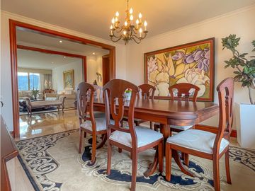 APARTAMENTO EN ARRIENDO EN EL POBLADO MEDELLN