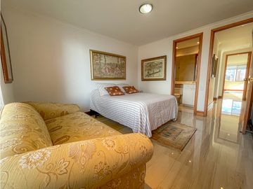 APARTAMENTO EN ARRIENDO EN EL POBLADO MEDELLN
