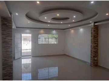 Hermosa Casa Remodelada En Zona Céntrica Cerca Al Centro Histórico.