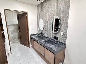 CASA EN VENTA EN LA CAMPIÑA DEL BOSQUE LEÓN GUANAJUATO