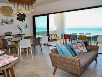 Penthouse con 4 Recámaras Frente al Mar en Chicxulub Puerto