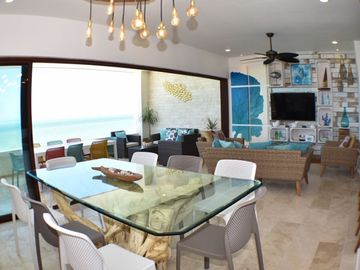 Penthouse con 4 Recámaras Frente al Mar en Chicxulub Puerto