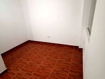 Departamento en venta de 4 dormitorios en Trujillo, Perú