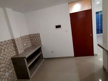 Departamento en venta de 4 dormitorios en Trujillo, Perú