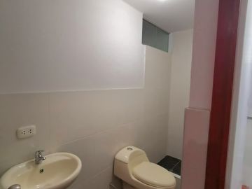 Departamento en venta de 4 dormitorios en Trujillo, Perú