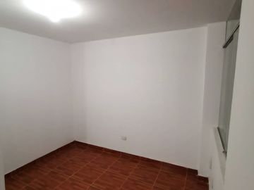 Departamento en venta de 4 dormitorios en Trujillo, Perú