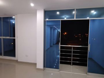 Departamento en venta de 4 dormitorios en Trujillo, Perú