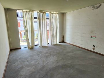 Casa en venta de 6 dormitorios c/ cochera en Trujillo, Perú