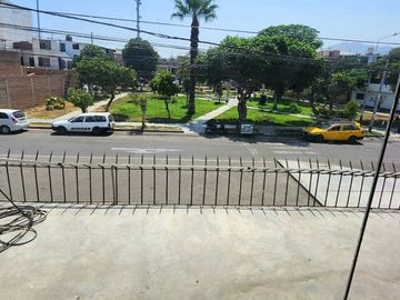 Casa en venta de 6 dormitorios c/ cochera en Trujillo, Perú