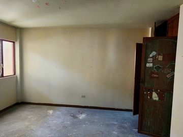 Casa en venta de 6 dormitorios c/ cochera en Trujillo, Perú