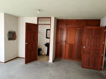 Casa en venta de 6 dormitorios c/ cochera en Trujillo, Perú