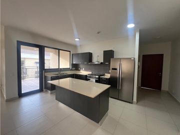 VENTA DE APARTAMENTO EN PANAMA PACIFICO - PH RIVER VALLEY