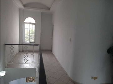 VENTA CASA EN BETANIA CLUB X 400 MT2 ¡PRECIO NEGOCIABLE! YM