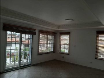 VENTA CASA EN BETANIA CLUB X 400 MT2 ¡PRECIO NEGOCIABLE! YM