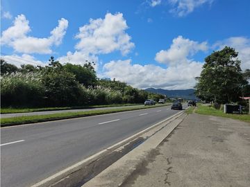 Terreno en venta comercial de 7,500m2 en El Espavé - Chame (DR)