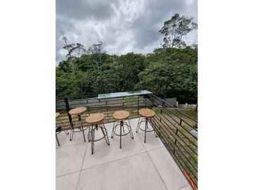 VENDO CASA EN ALTOS DEL MARIA