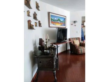 VENDO DEPARTAMENTO DE 155m2 con 3 habitaciones Sector La Carolina