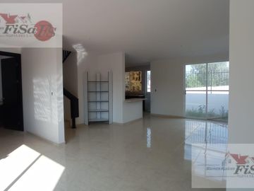 Casa - Cond. Chabacanos