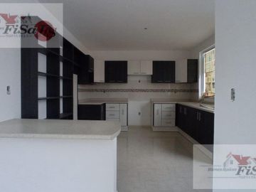 Casa - Cond. Chabacanos