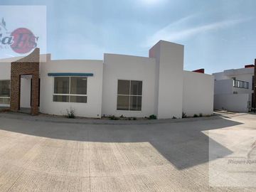 Casa - Cond. Chabacanos 95