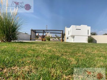 Casa - Cond. Chabacanos 95