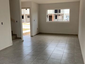 Casa - Fraccionamiento Bosques de San Juan-viñedos