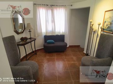 RENTA  CASA AMUEBLADA SAN GIL (PRECIO ES MAS MANTENIMIENTO)