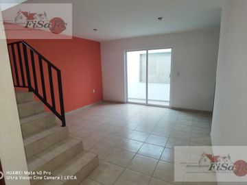 Casa - Fraccionamiento Bosques de San Juan