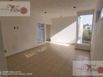 HERMOSA  CASA EN VENTA Y/O RENTA