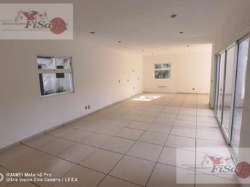 HERMOSA  CASA EN VENTA Y/O RENTA