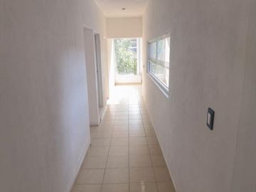 HERMOSA  CASA EN VENTA Y/O RENTA