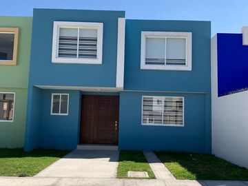 CASA EN VENTA