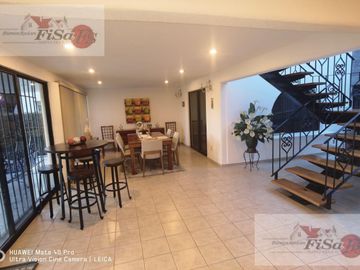 CASA EN VENTA