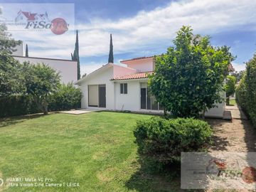 HERMOSA CASA EN VENTA Y/O RENTA