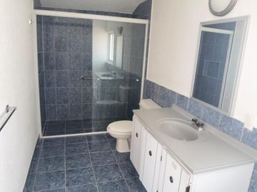 HERMOSA CASA EN VENTA Y/O RENTA