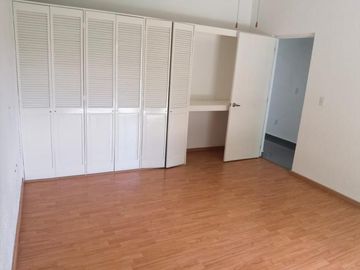 HERMOSA CASA EN VENTA Y/O RENTA