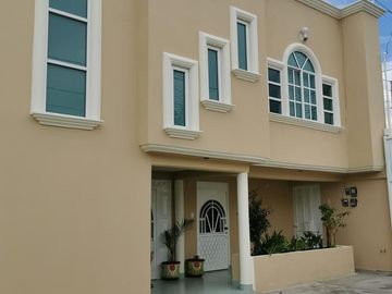 VENTA DE CASA CON 2 LOCALES EN LA COLONIA PARQUES NACIONALES TOLUCA