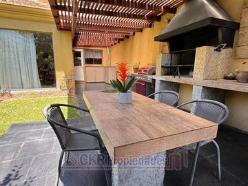 Casa en Venta en Condominio Camino El Monte