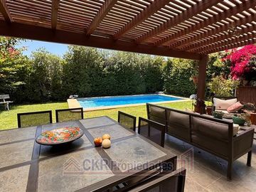 Casa en Venta en Condominio Camino El Monte