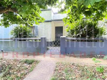 Casa en venta en Ezpeleta Oeste