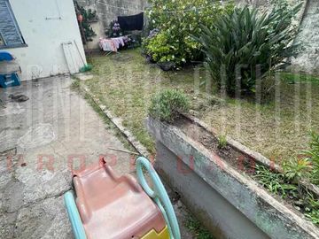 Casa en venta en Ezpeleta Oeste