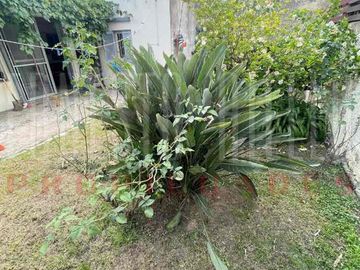 Casa en venta en Ezpeleta Oeste