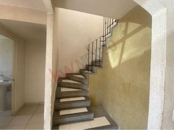 CASA EN VENTA EN HACIENDA LA GLORIA DE 3 RECAMARAS PARA REMODELAR